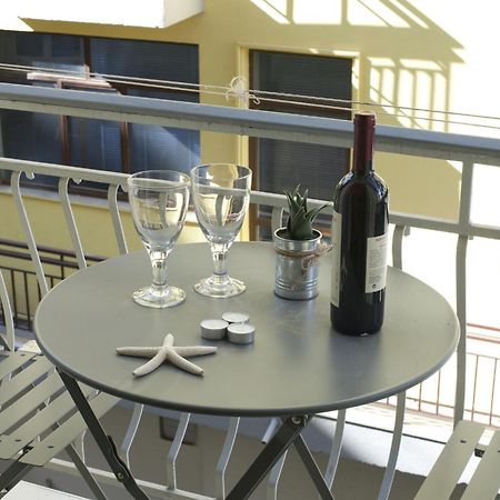 אתונה Victoria Sq., A Cozy And Stylish Apartment מראה חיצוני תמונה